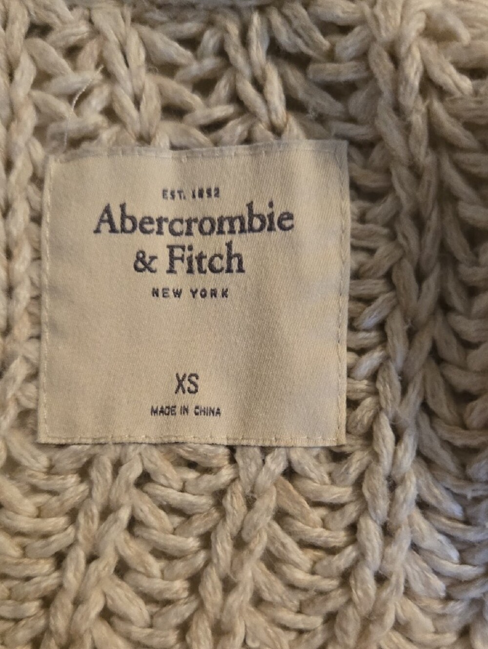 Abercrombie & Fitch Cream Cable Open-Front Cardigan - Picture 3 of 3